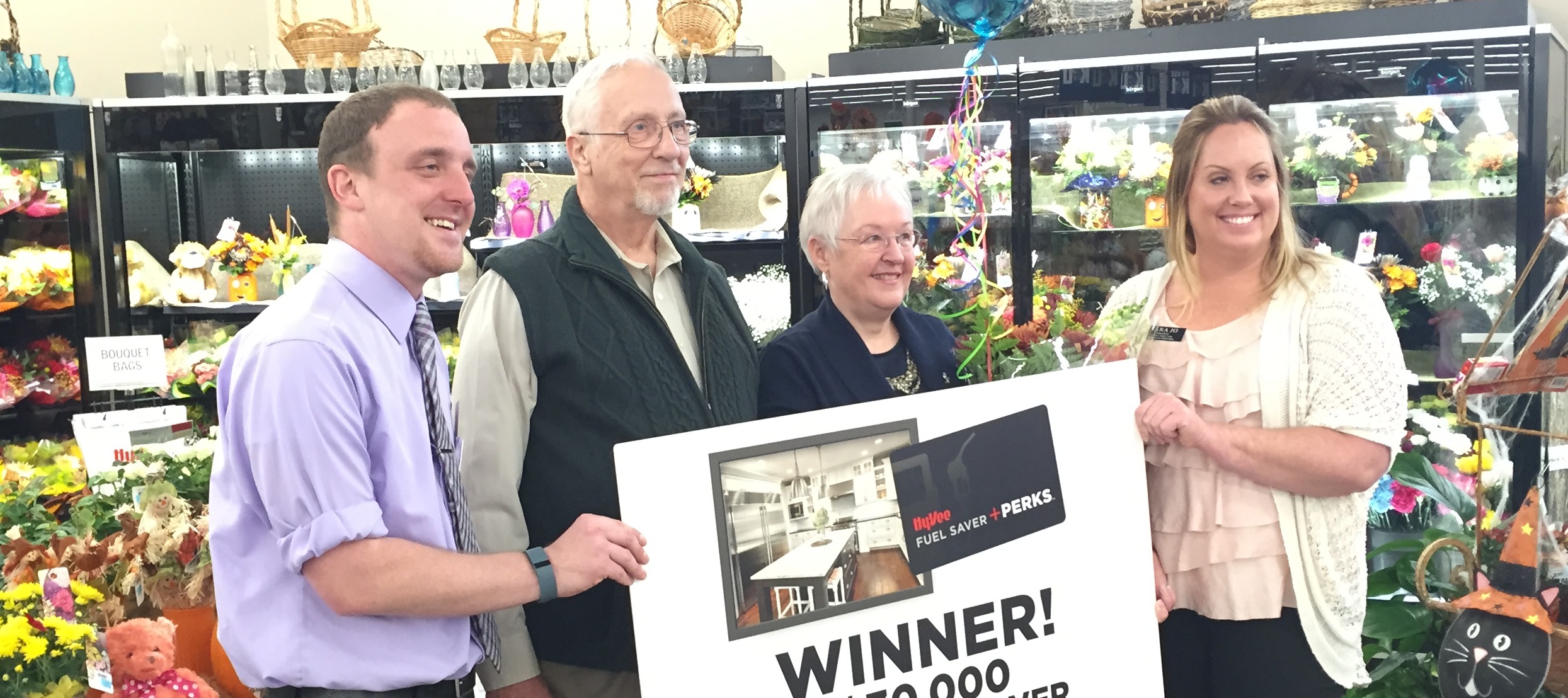 Lawrence resident wins 30,000 prize in HyVee giveaway News, Sports